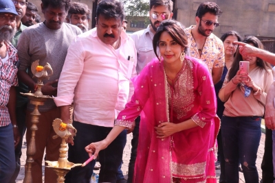 ‘नागमती’ से टॉलीवुड में डेब्यू करेंगी मल्लिका शेरावत