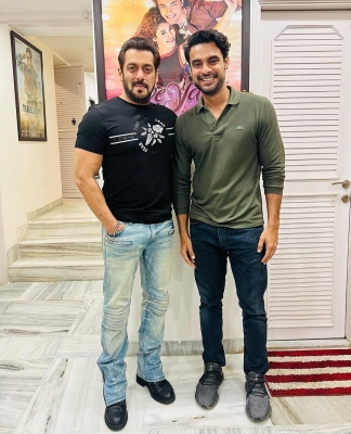 सलमान की सिर्फ बॉडीबिल्डिंग से ही नहीं, मैं उनकी विनम्रता से भी प्रभावित हूं : टोविनो थॉमस