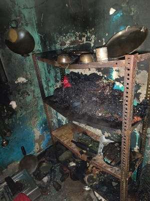 दिल्ली के नांगलोई में लगी आग, 4 लोग घायल