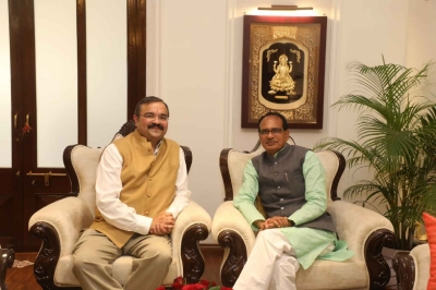 मुख्यमंत्री शिवराज सिंह चौहान को फेंड्र्स ऑफ एमपी की ओर से अमेरिका आने का आमंत्रण