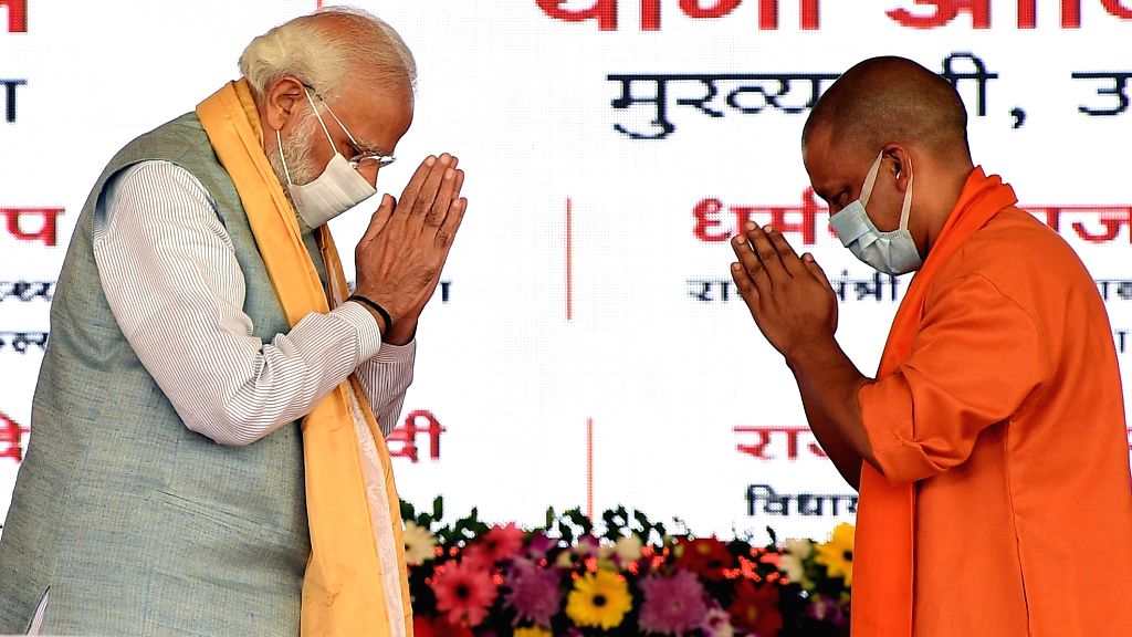 उत्तर प्रदेश के विधानसभा चुनाव में बीजेपी को भारी पड़ सकता है योगी और मोदी का आंतरिक द्वंद्व!