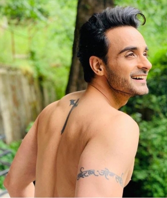 कुंदन के किरदार में नजर आएंगे