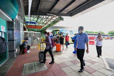 ओमिक्रॉन का डर : मलेशिया ने 8 देशों के यात्रियों के प्रवेश पर रोक लगाई