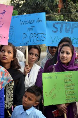 पाकिस्तान में जबरन ‘गुमशुदा’ मामलों का नहीं हो पा रहा निपटारा, पीड़ितों के परिजन कर रहे प्रदर्शन