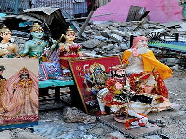 मंदिर में तोड़फोड़ करने वाला व्यक्ति गिरफ्तार