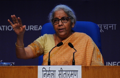 क्रिप्टोकरेंसी जैसी तकनीक को विनियमित करने के लिए वैश्विक कार्रवाई की जरूरत: सीतारमण