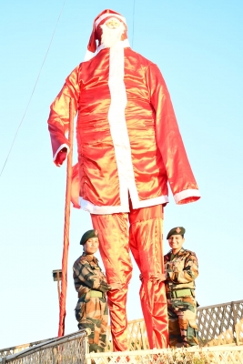 असम राइफल्स ने मिजोरम में बनाया पूर्वोत्तर का सबसे बड़ा क्रिसमस स्टार