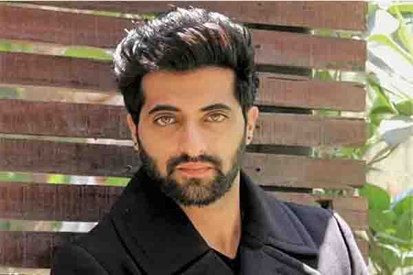 विक्रम भट्ट की हॉरर ड्रामा ‘कोल्ड’ की शूटिंग हुई पूरी : अक्षय ओबेरॉय