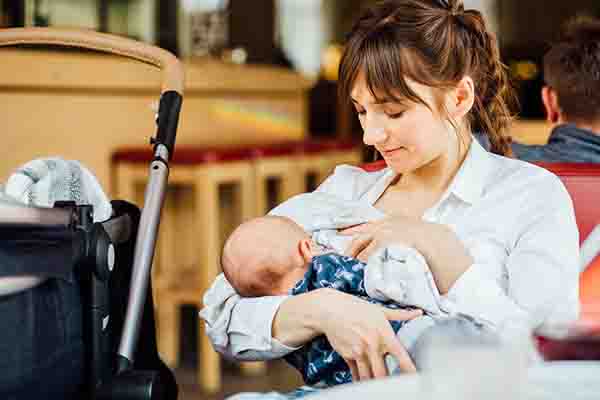 माँ का दूध