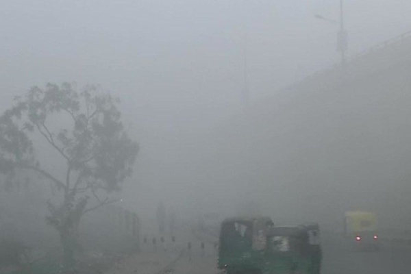 दिल्ली में कोहरे का कहर