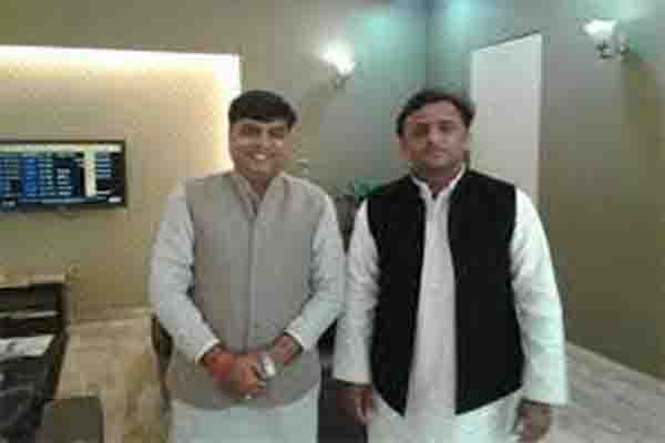 सपा ने नोएडा से सुनील चौधरी को बनाया अपना प्रत्याशी!