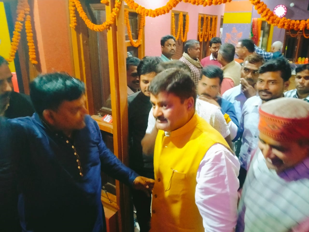 महाराजगंज जिले की सभी पांचों सीटों पर जीतेगी भाजपा : अजय कुमार श्रीवास्तव