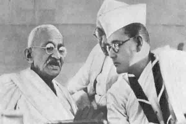 गाँधी जी द्वारा सुभाष बोस के त्रिपुरी में पुन: कांग्रेस अध्‍यक्ष बनने का विरोध – सोशलिस्‍टों की दुविधा