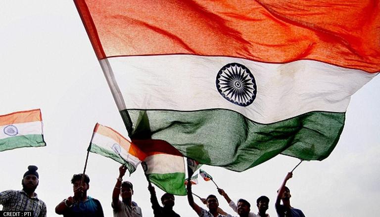 मरते दम तक मैं रखूँ, दिल में हिन्दुस्तान