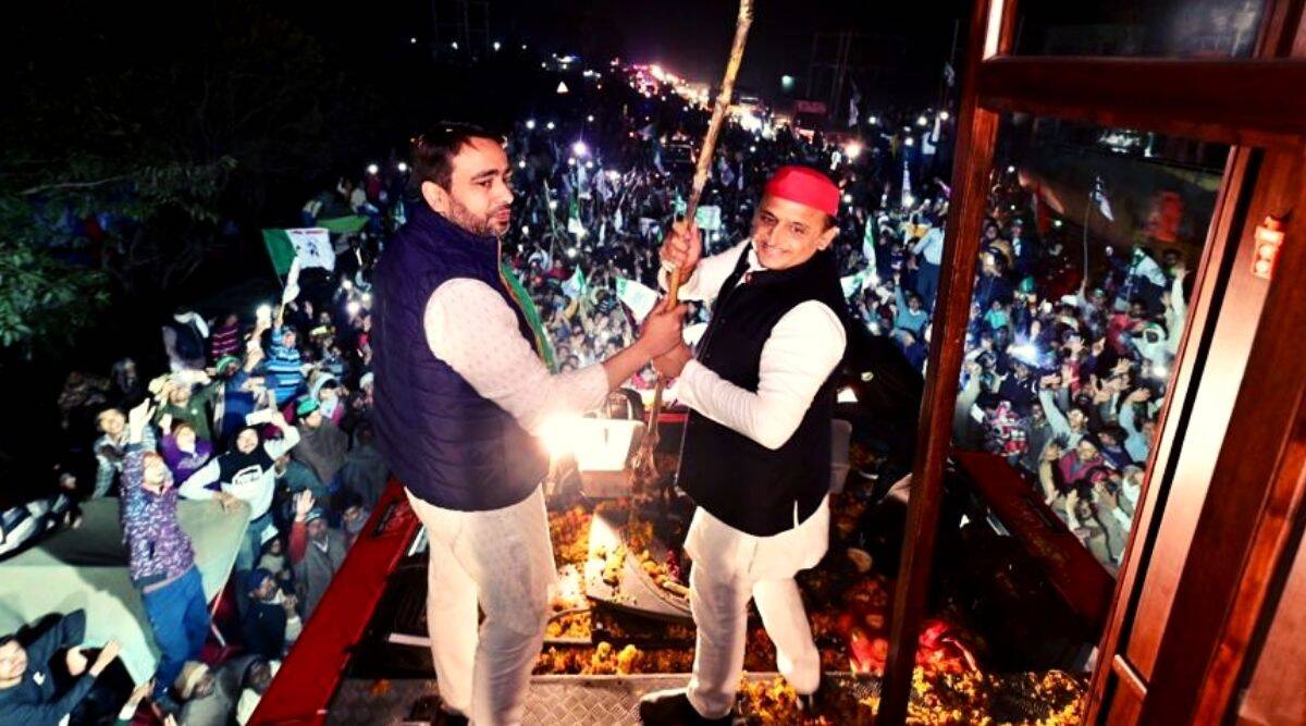 सपा के झंडे लिए सैकड़ों कार्यकर्ता, जमकर बजा डीजे, पश्विमी यूपी में क्यों रातभर दौड़ता रहा अखिलेश यादव का काफिला ?