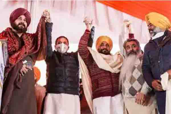 पंजाब कांग्रेस में CM का चेहरा चरणजीत सिंह चन्नी : राहुल गाँधी का एलान