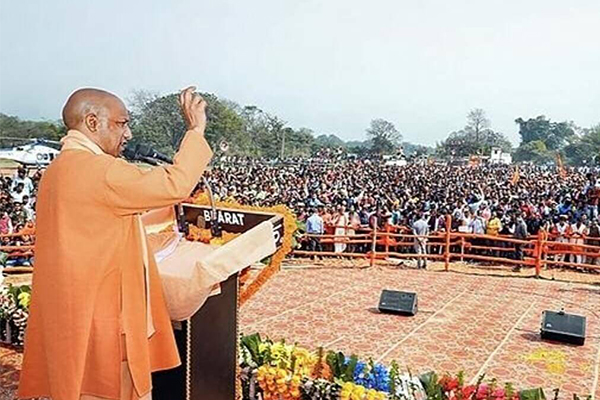 सारे माफिया को योगी ने जेल में बंद करा दिया…बोला बीजेपी समर्थक, SP नेता ने पूछा- तो जौनपुर का गुंडा क्रिकेट खेलते कैसे पाया जाता है?