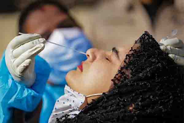 दिल्ली में फिर बढ़े कोरोना के मामले