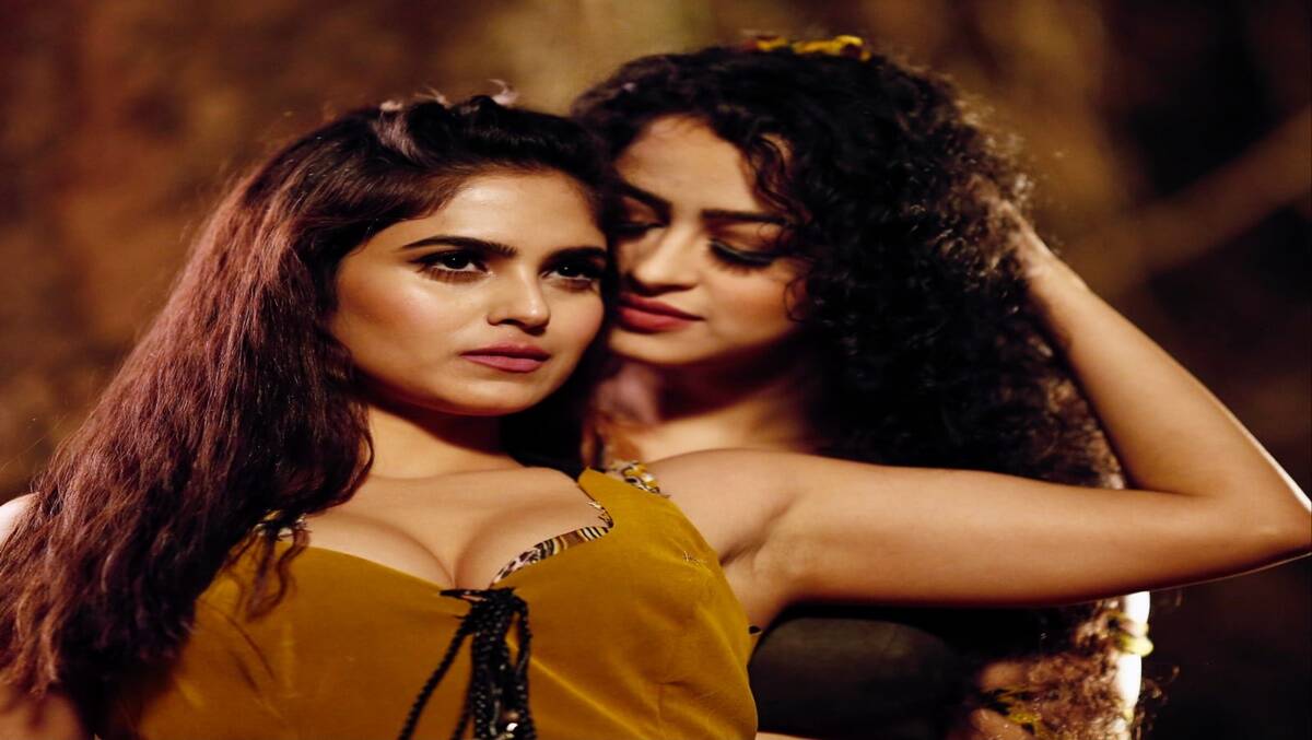 दो औरतों की प्रेम कहानी का कॉकटेल है ‘खतरा: डेंजरर्स’, गे-लेस्बियन सब्जेक्ट पर ये फिल्में-वेब-सीरीज भी रही हैं चर्चित 