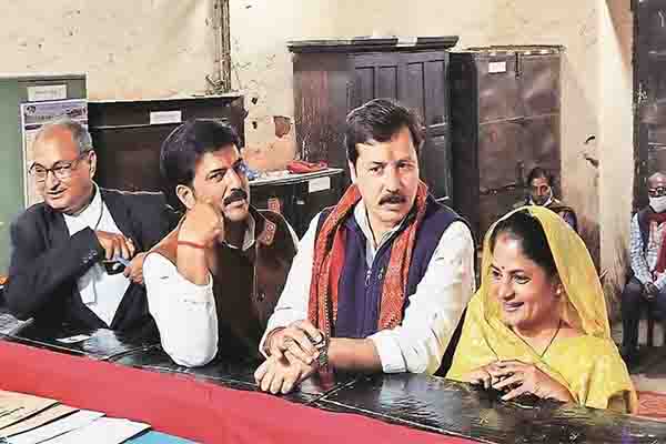 धनंजय सिंह ने जौनपुर की मल्हनी सीट से भरा पर्चा