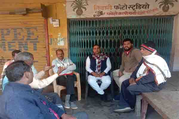 उत्तर प्रदेश में सहारा पीड़ित