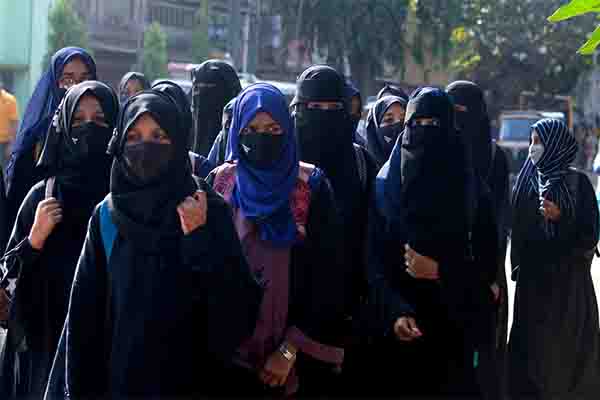 हिजाब को लेकर गलत सवाल का सही जवाब चाहे जो भी हो, वह गलत ही है