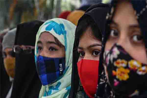  मुस्लिम देशों के संगठन ओआईसी ने उठाया हिजाब बैन का मुद्दा, भारत का करारा जवाब