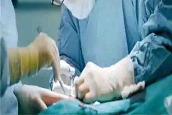 आखिर नसबंदी की जिम्मेवारी भी महिलाओं पर क्यों ?