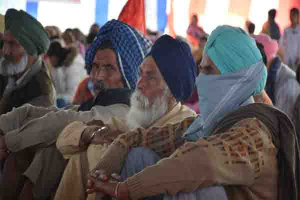 पंजाब में सीलिंग के ऊपर ज़मीन बांटने की मांग लेकर जुटे हज़ारों दलित, भूमिहीन मज़दूर