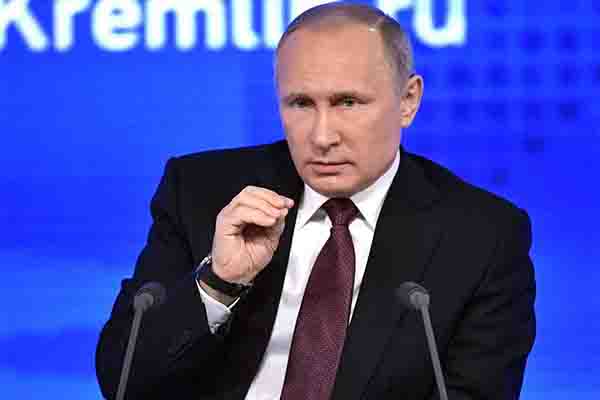 बिना गोली चलाए यूक्रेन को घुटने टेकने पर मजबूर कर रहा रूस, छेड़ रहा है हाइब्रिड वारफेयर