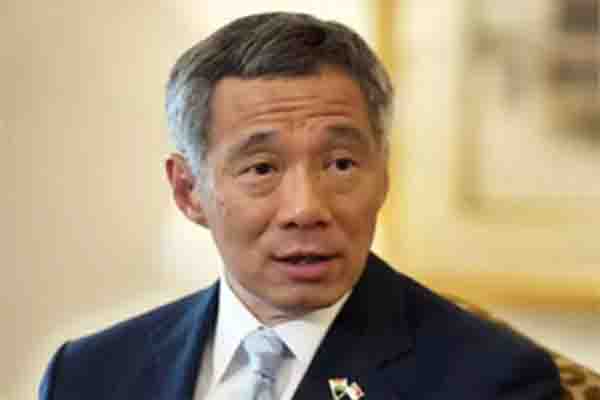 नेहरू की तारीफ