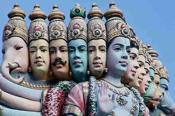 जब मुस्कान के पीछे छिपे संदेश में प्रश्न दे गए प्रभु श्री राम!