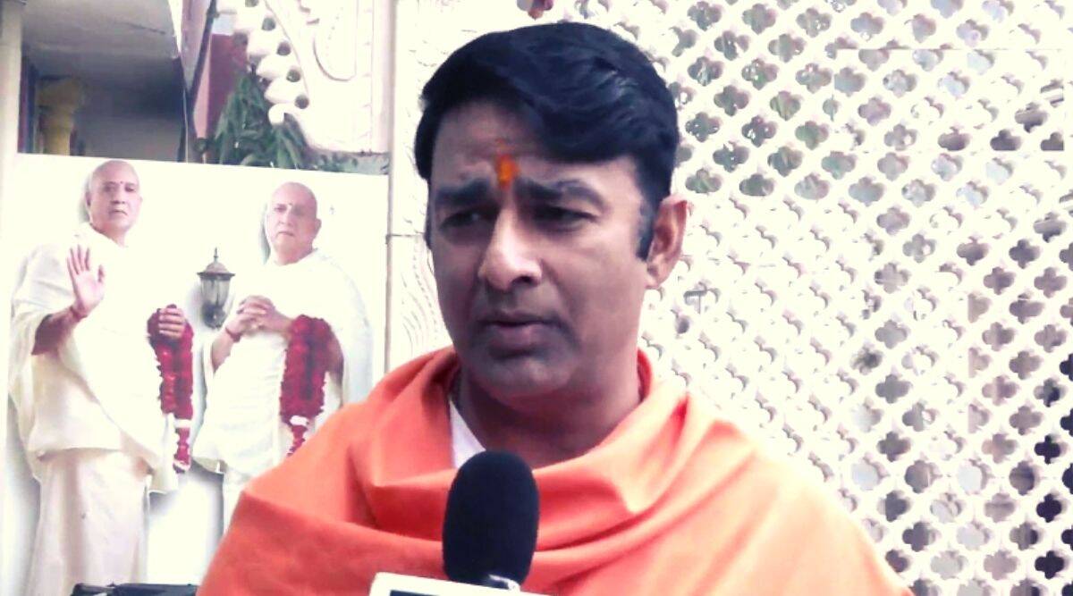 सरधना सीट की जंग : भगवा शॉल में दिखे संगीत सोम, बोले- खेल तो बिगड़ेगा पर अखिलेश-जयंत का