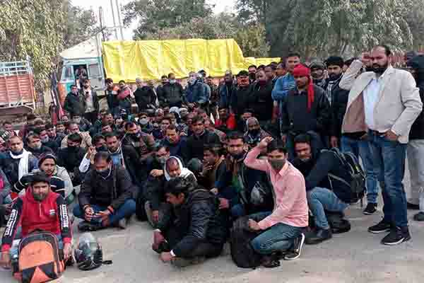 श्रम विभाग खामोश