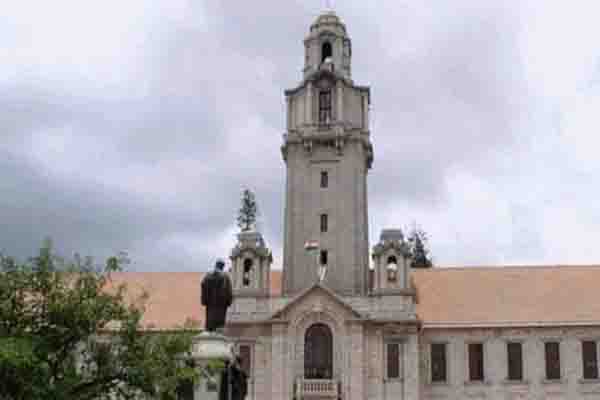 परिवार ने दान कर दिए 425 करोड़ रुपए