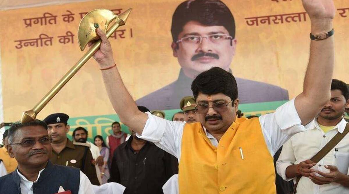 राजा भैया से पूछा- यूपी सरकार में फिर बनेंगे मंत्री?  कहा मंत्री बनना कोई बड़ी बात नहीं 