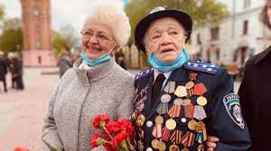 रूस के खिलाफ लड़ना चाहती है 98 साल की ये महिला, द्वितीय विश्व युद्ध में दिखा चुकी है दिलेरी