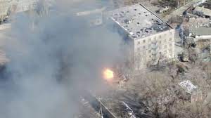 यूक्रेन में फंसने पर चीन से सैन्य सामान मांग रहा रूस, भारत की बढ़ी टेंशन