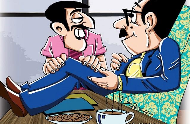 चाटुकार और मुखबिर बर्बाद करने वाले तो कर्त्तव्यनिष्ठ और आलोचक होते हैं सच्चे हितैषी