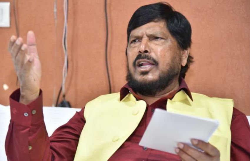 शांति के रास्ते पर चलकर ही किया जा सकता है देश और समाज का विकास : रामदास अठावले 