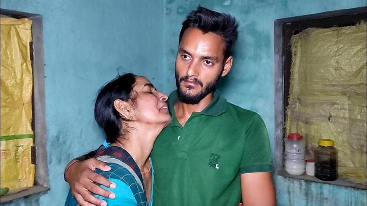 Chandauli Incident – क्या UP पुलिस ने Gangster की बेटी की पीट-पीट कर हत्या कर दी ?