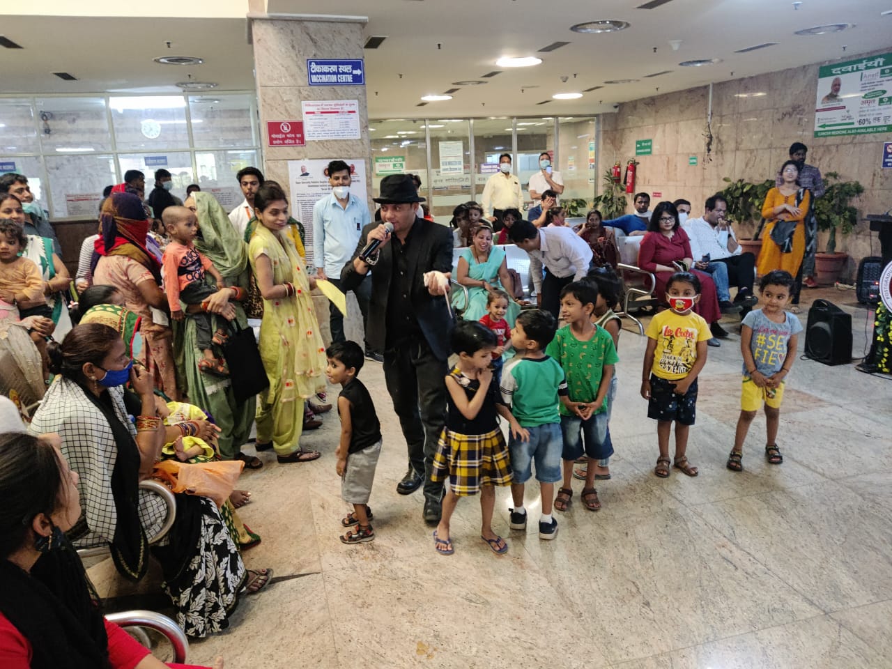 Aaj ka Samachar:चाइल्ड पीजीआई में विश्व क्लबफुट दिवस के उपलक्ष्य में हुआ मैजिक शो