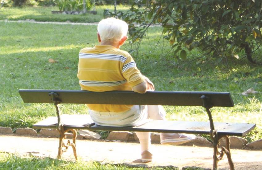 Indian Family : आखिर क्यों बदल रहे हैं मनोभाव और टूट रहे परिवार?  