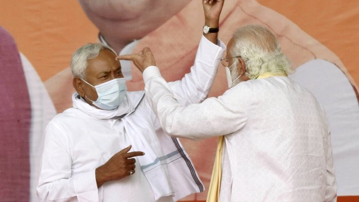 Bihar Politics : नीतीश कुमार के सामने ठगा महसूस कर रही है बीजेपी 