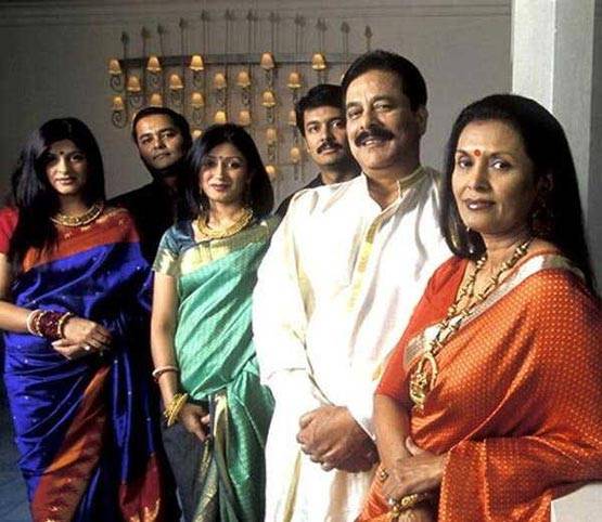 Sahara India : मैसेडोनिया में मस्ती मार रहा सुब्रत राय का परिवार?