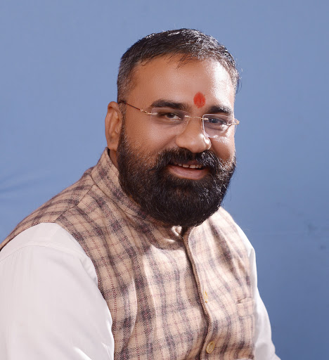 Sahara Protest : 24 घंटे में सदस्यता की स्क्रीन शॉट सेंड करने वाले ही रहेंगे ग्रुप में : अभय देव शुक्ल 