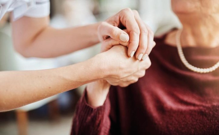 समय दुख देता है तो ठीक भी करता है