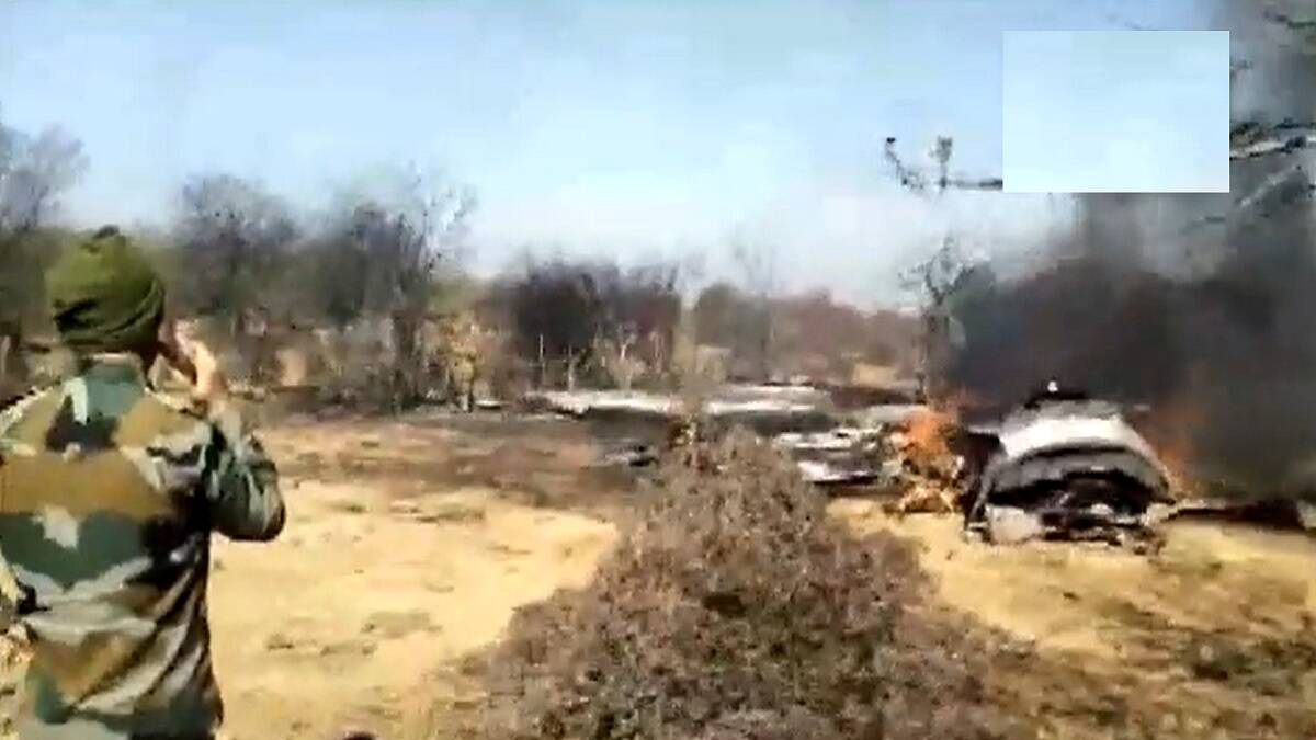 मुरैना में सुखोई-30 में और मिराज 2000 क्रैश, भरतपुर में भी विमान हादसा