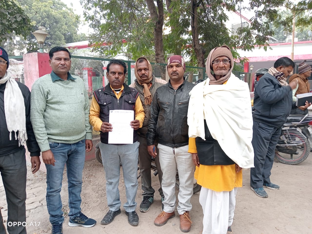 तप जप के जालौन जिलाध्यक्ष ने फिर से जिलाधिकारी से की मुलाकात, भुगतान के लिए दिया ज्ञापन