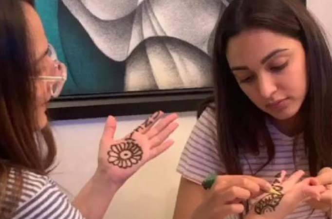 कियारा के हाथो में लग गई सिद्धार्थ के नाम की मेहंदी,तस्वीरें वायरल